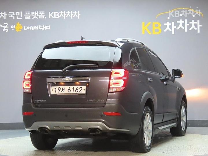 Chevrolet Captiva 2WD LT 3
