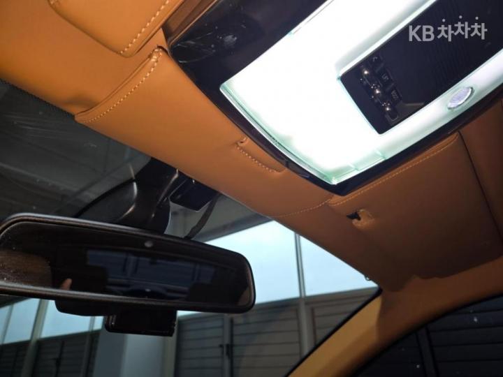 Rolls Royce Phantom 6.7 V12 7