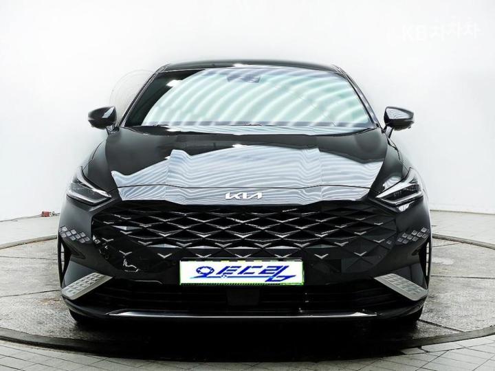 Kia K8 Hybrid 1.6 Turbo Signature Special