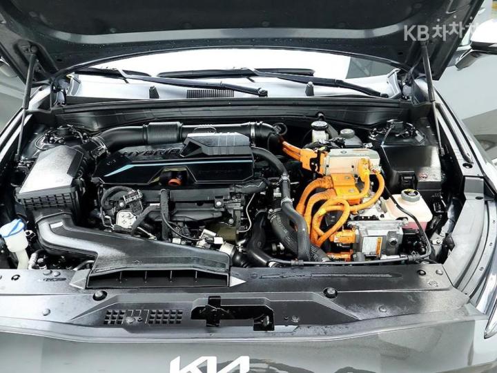 Kia K8 Hybrid 1.6 Turbo Signature Special 8