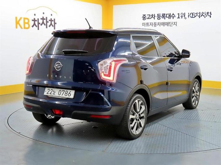 KG Mobility (Ssangyong) Tivoli Gasoline LX Base Type 5