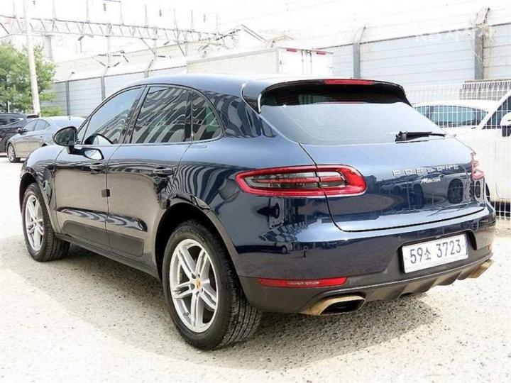 Porsche Macan 2.0 4