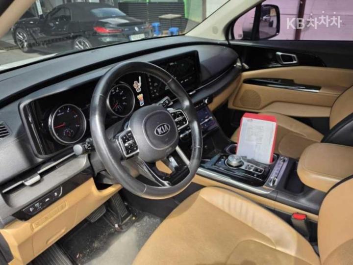 Kia Carnival D2.2 Noblesse 9