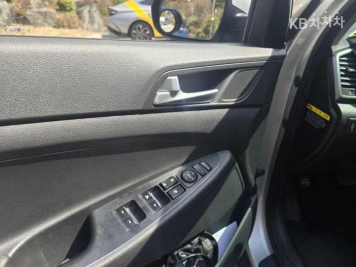 Hyundai Tucson Diesel e-VGT R 2.0 2WD Modern 6