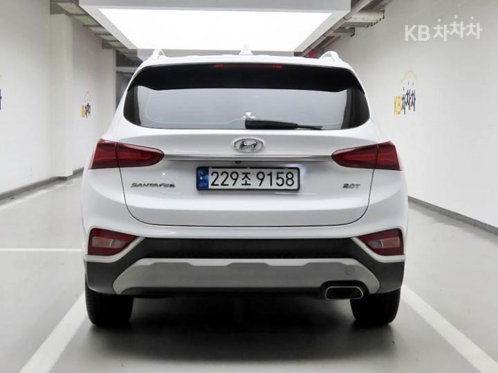 Hyundai Santa Fe TM Gasoline 2.0T 2WD Exclusive Special 4