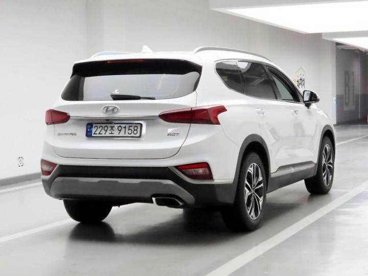 Hyundai Santa Fe TM Gasoline 2.0T 2WD Exclusive Special 5