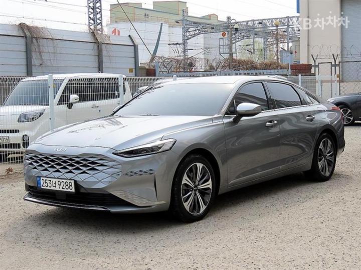 Kia K8 Hybrid 1.6 Turbo Signature 3