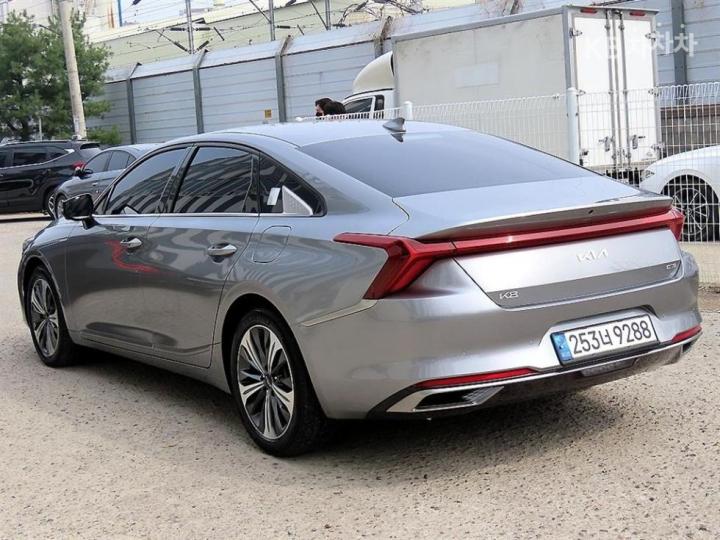 Kia K8 Hybrid 1.6 Turbo Signature 4