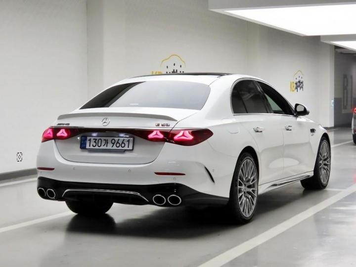 Mercedes-Benz E-Class W214 AMG E53 Hybrid 4Matic+ Base Type 5