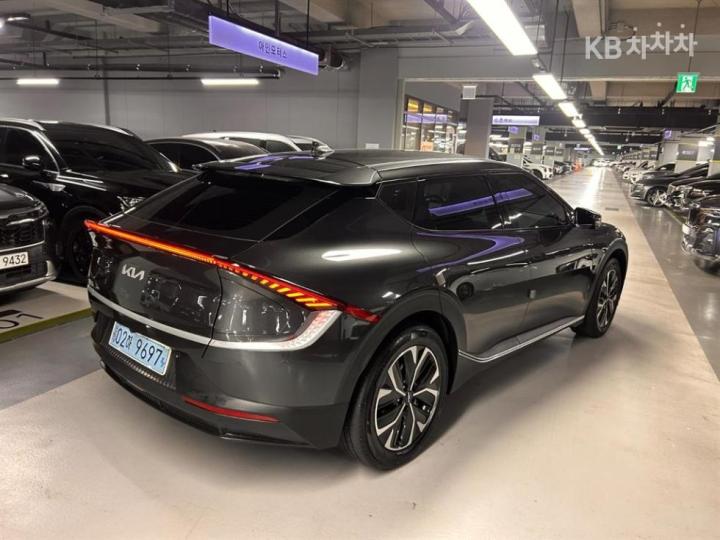 Kia EV6 Long Range 2WD Air 4