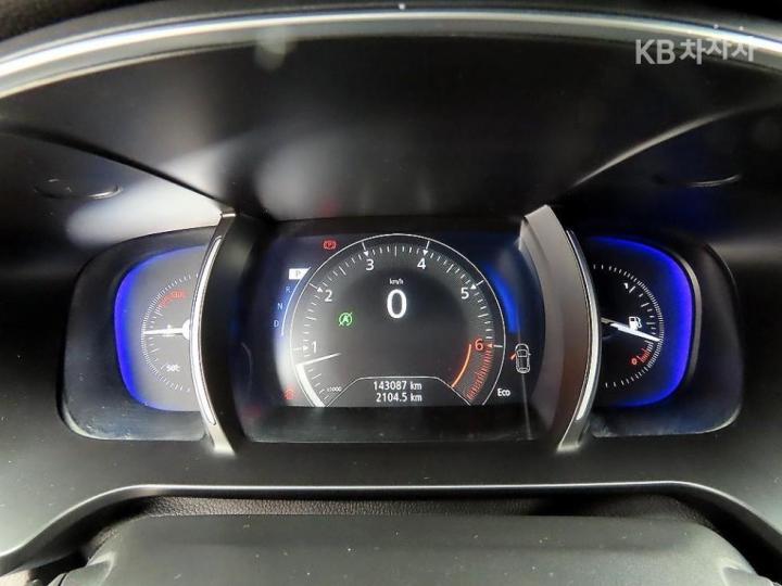 Renault SM6 1.6 TCe LE 10