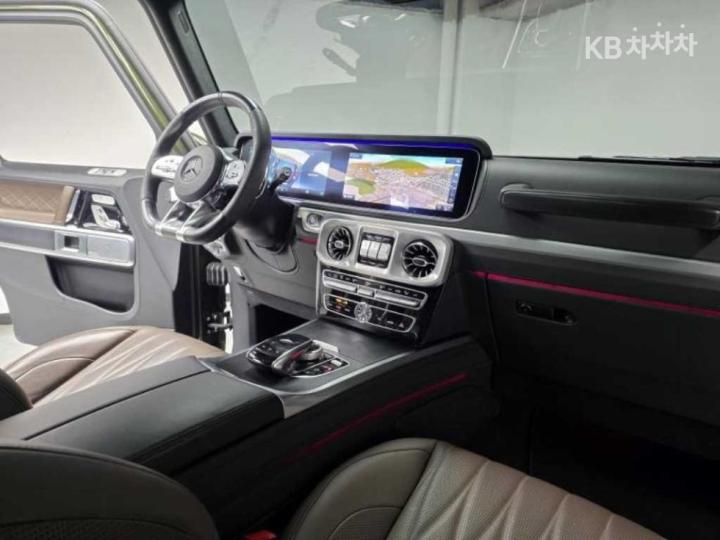 Mercedes-Benz G-Class G63 AMG W463b Manufaktur 8