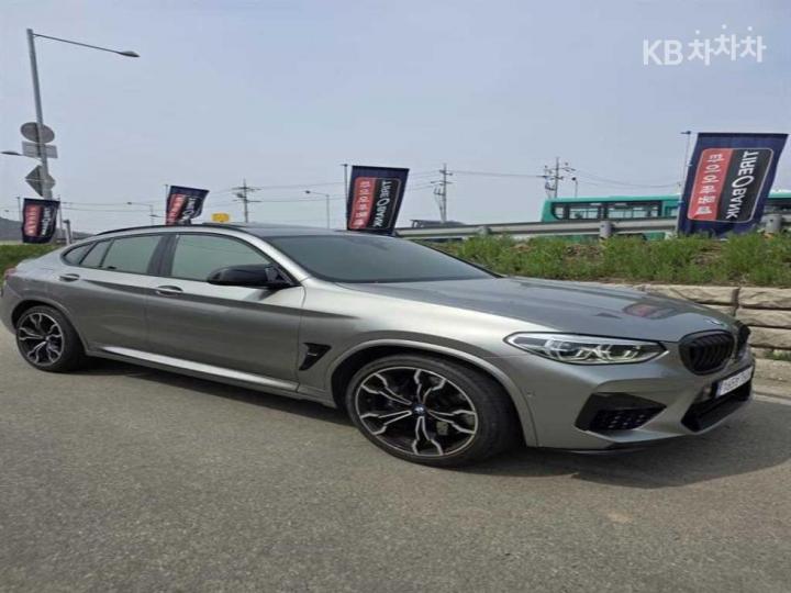 BMW X4M M Series X4 M Competition Carbon Package F98 3