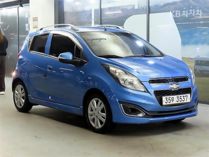 Chevrolet Spark LT Base Type