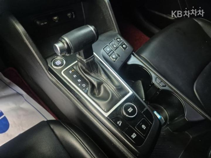 Kia Sportage The G1.6 T-GDI 2WD Prestige 9