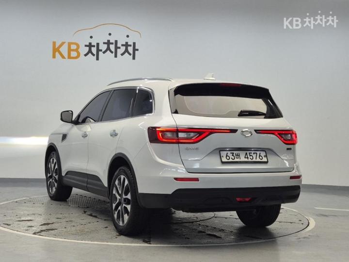 Renault QM6 Gasoline 2.0 2WD RE Base Type 3