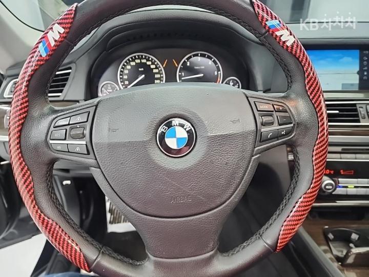 BMW 7 Series New 730d 10