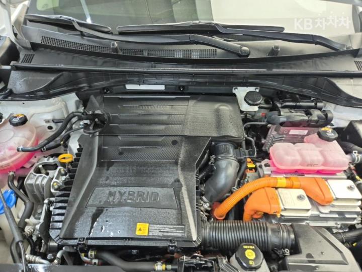 Kia Niro 1.6 HEV Prestige 6