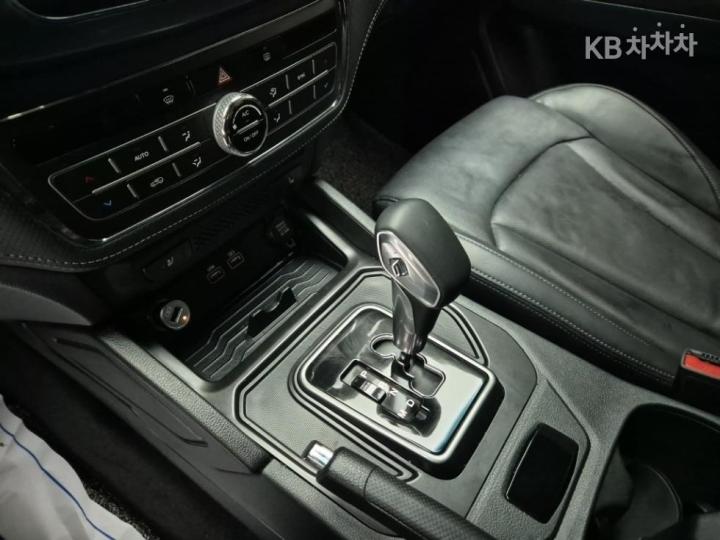 KG Mobility (Ssangyong) Rexton Sport 2.2 2WD Prestige 9