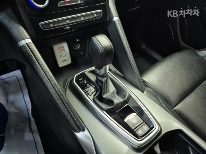 Renault QM6 New 2.0 GDe 2WD LE Signature 9