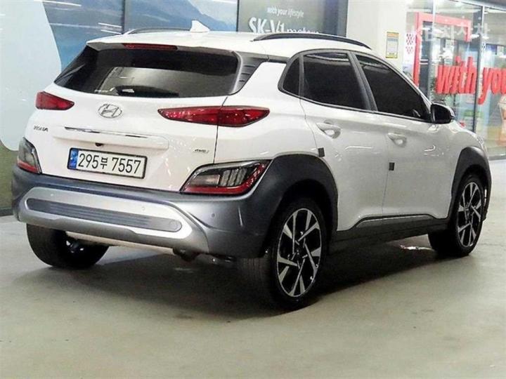 Hyundai Kona 1.6 Gasoline Turbo 4WD Inspiration 5