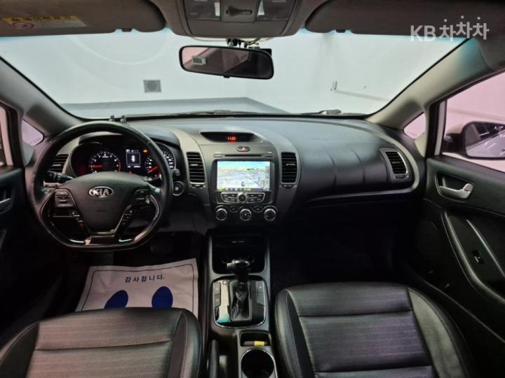 Kia K3 1.6 Gasoline Trendy Base Type 8