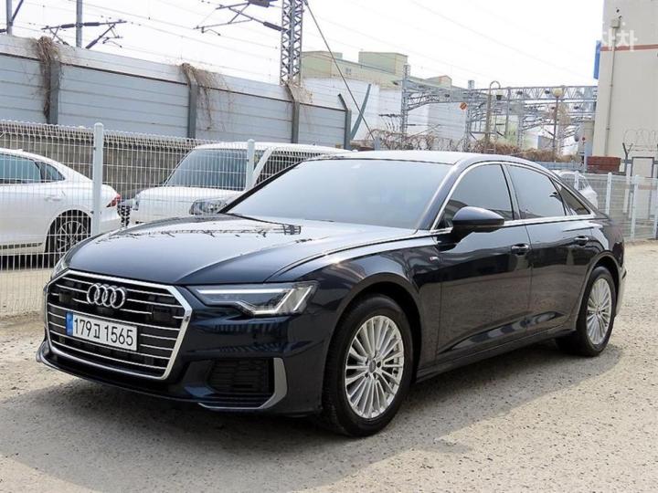 Audi A6 C8 45 TFSI Premium 3