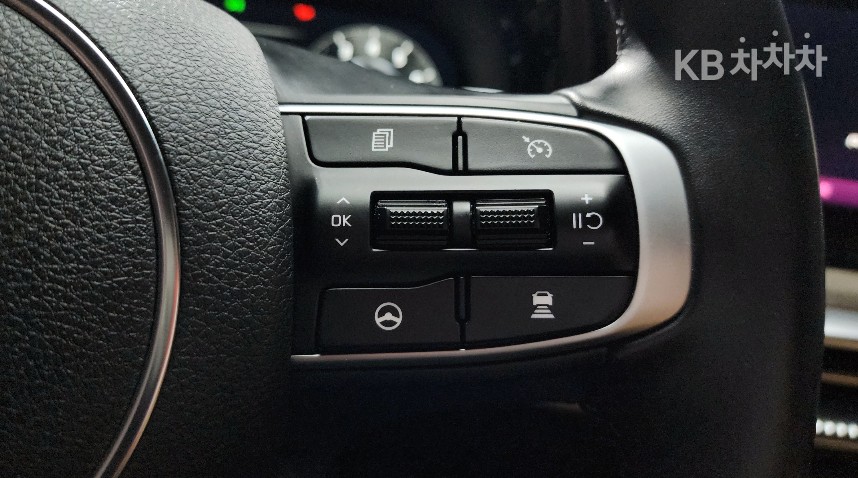 2023 - kia k5