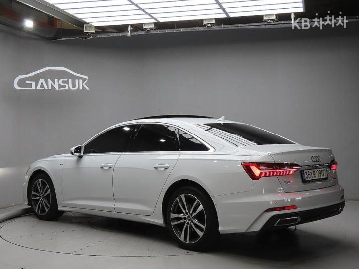 Audi A6 C8 40 TDI Quattro Premium 4