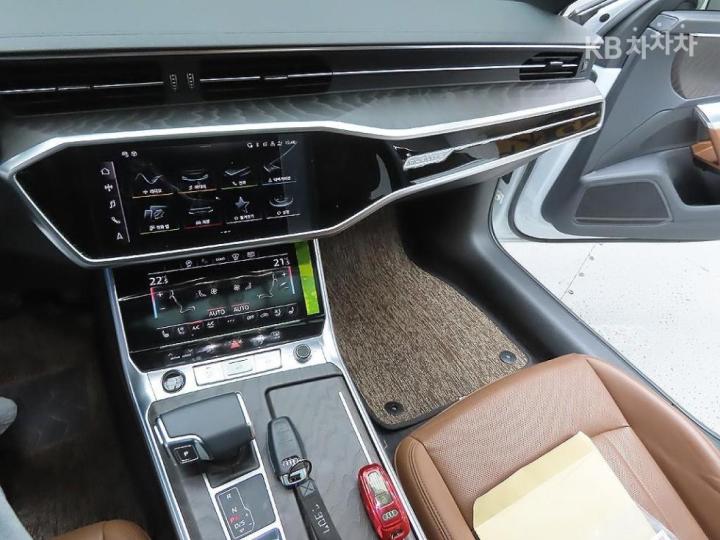 Audi A6 C8 40 TDI Quattro Premium 8