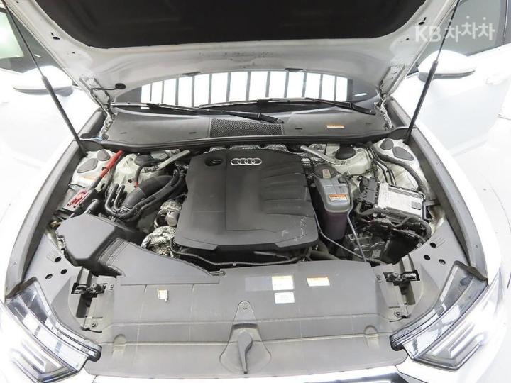 Audi A6 C8 40 TDI Quattro Premium 9