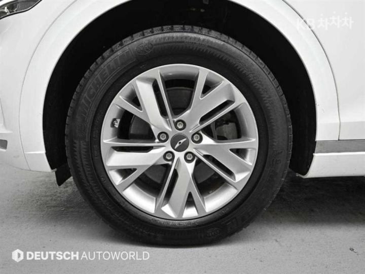 Genesis GV70 Gasoline 2.5T AWD 6