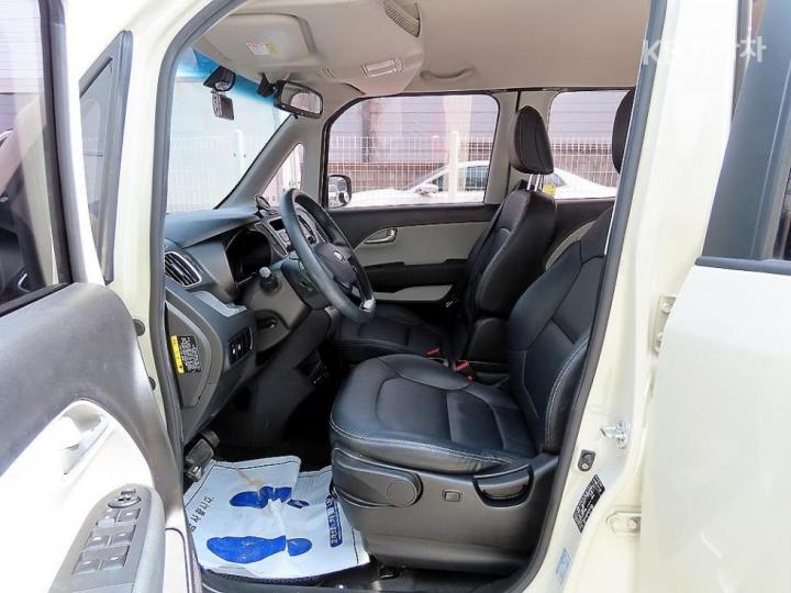 Kia Ray 1.0 Gasoline Luxury 6