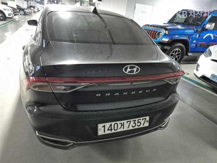 Hyundai Grandeur 2.5 Premium Choice 5