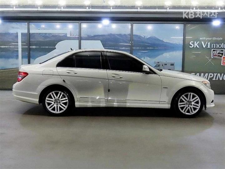 Mercedes-Benz C-Class New C230 Avantgarde W204 4