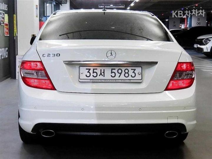 Mercedes-Benz C-Class New C230 Avantgarde W204 6