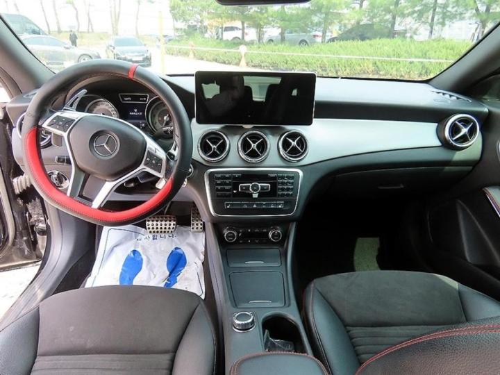 Mercedes-Benz CLA-Class CLA250 4Matic C117 8