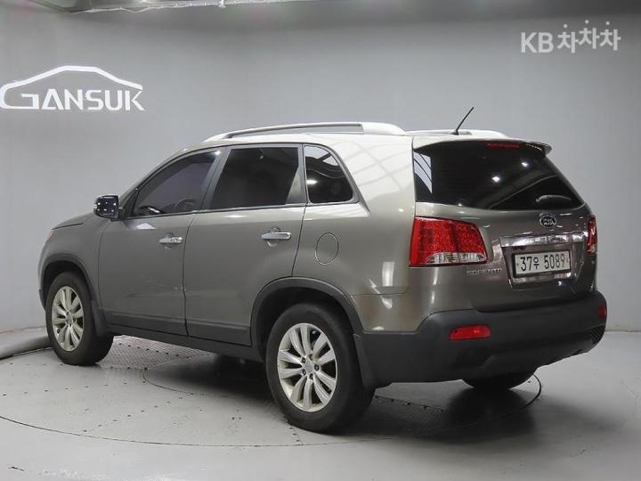 Kia Sorento R Diesel 2.0 2WD TLX Top Model 4