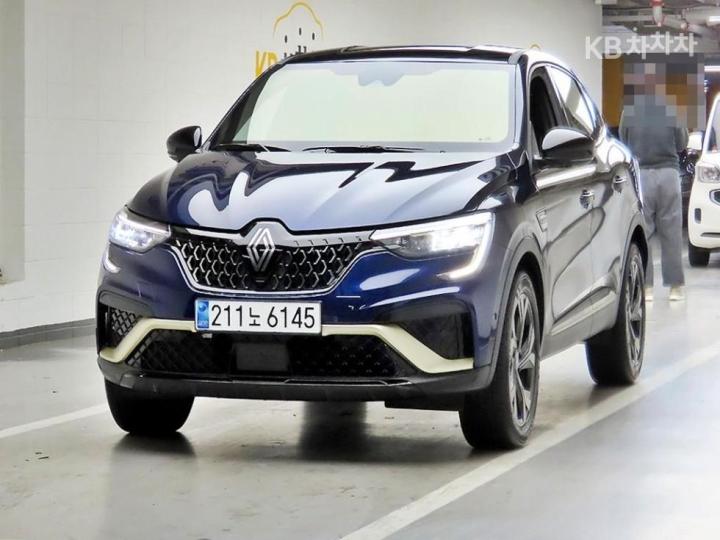 Renault Arkana E-Tech Hybrid 1.6 GTe Iconic 3
