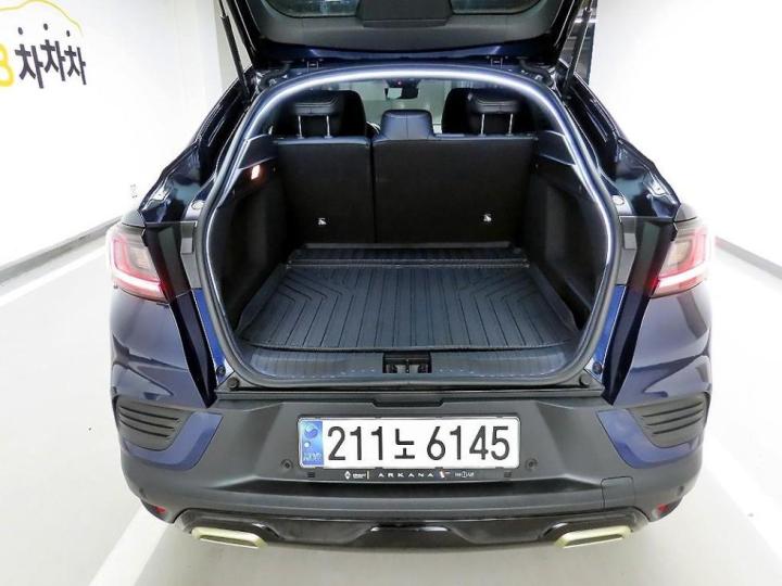 Renault Arkana E-Tech Hybrid 1.6 GTe Iconic 6