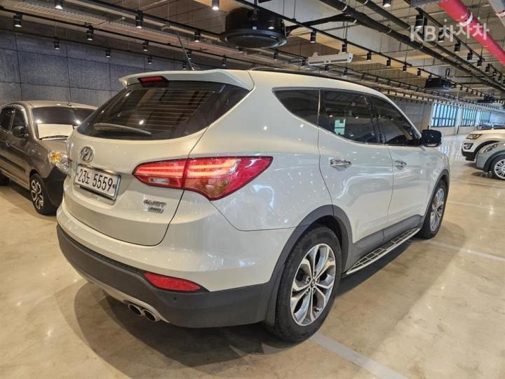 Hyundai Santa Fe DM R2.2 2WD PREMIUM 5