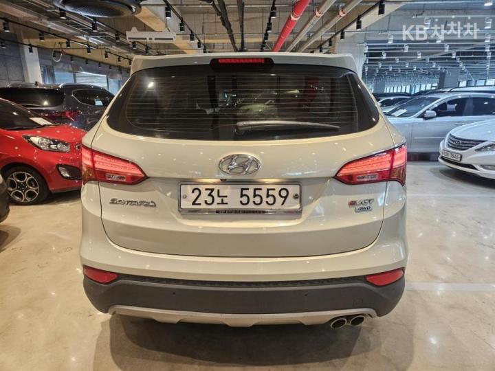 Hyundai Santa Fe DM R2.2 2WD PREMIUM 6