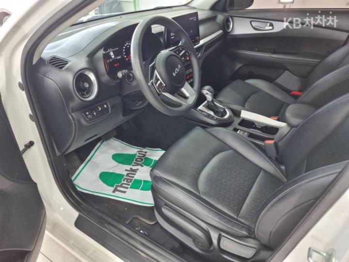 Kia K3 1.6 Gasoline Trendy 6