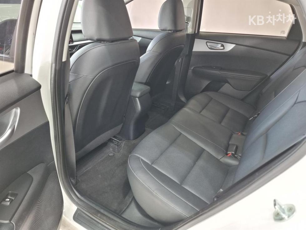 2022 - kia k3