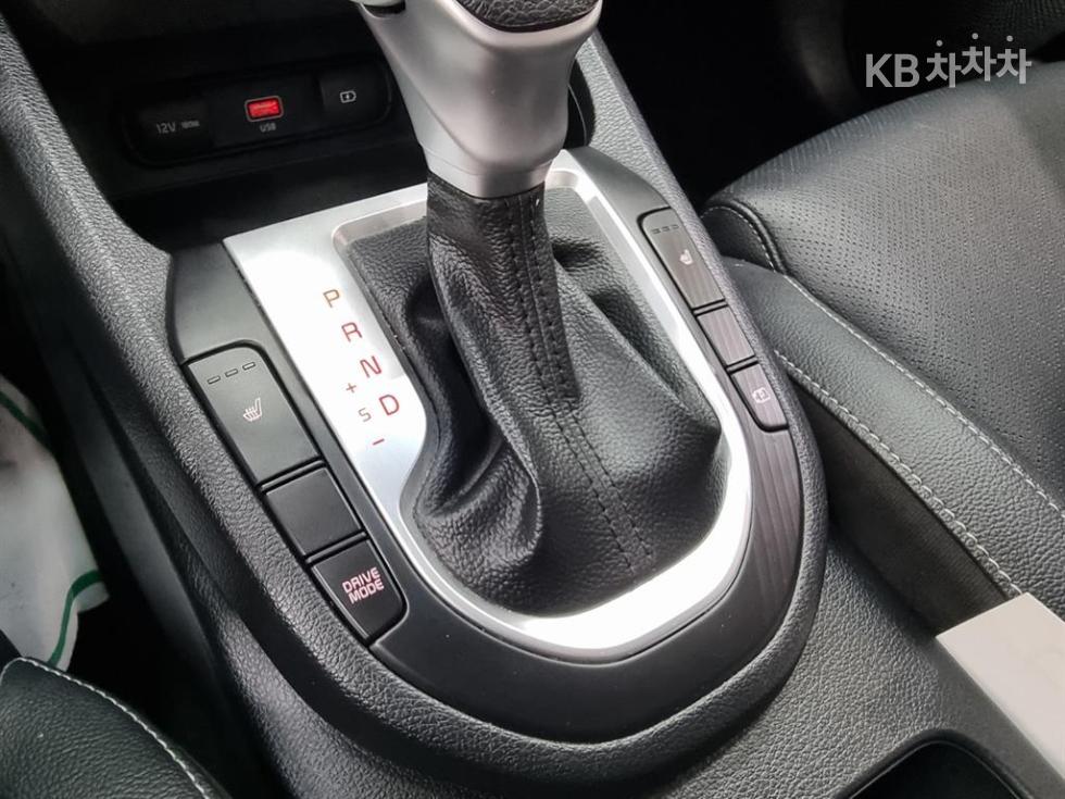 2022 - kia k3