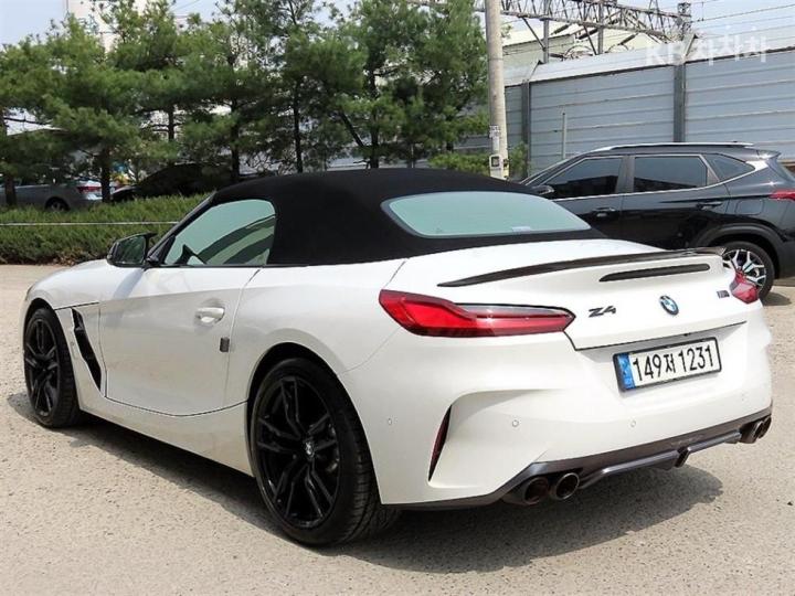 BMW Z4 sDrive 20i M Sport Line 4