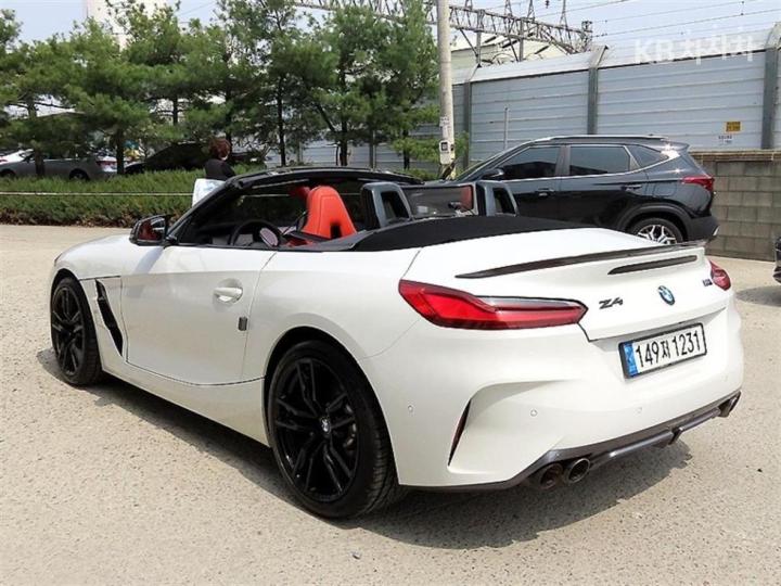 BMW Z4 sDrive 20i M Sport Line 8