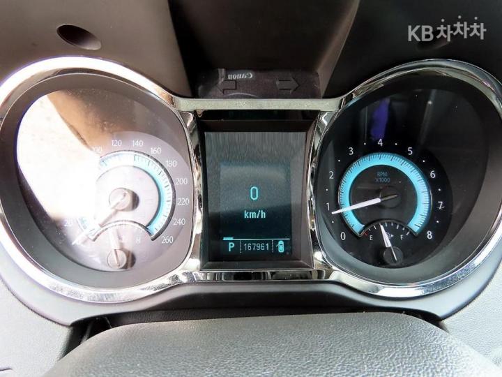 Chevrolet Alpheon EL240 Premium 10