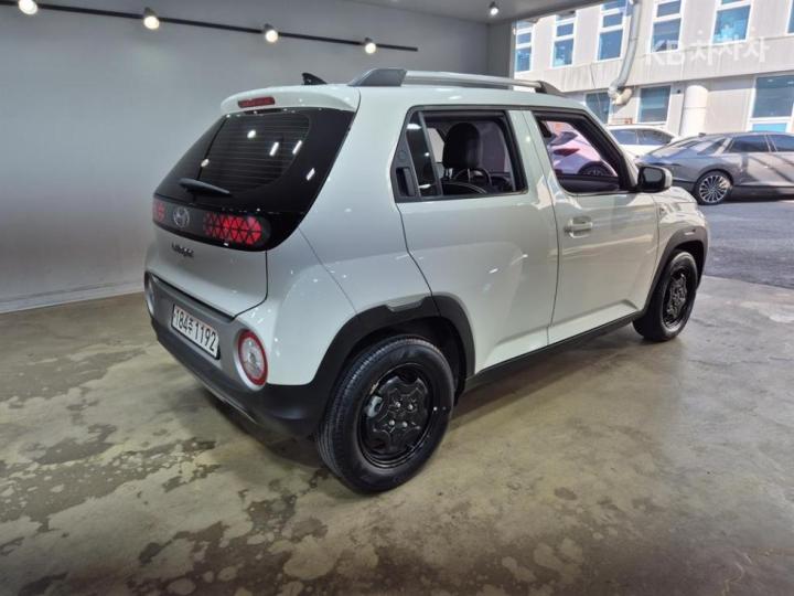 Hyundai Casper 1.0 Gasoline Modern 5