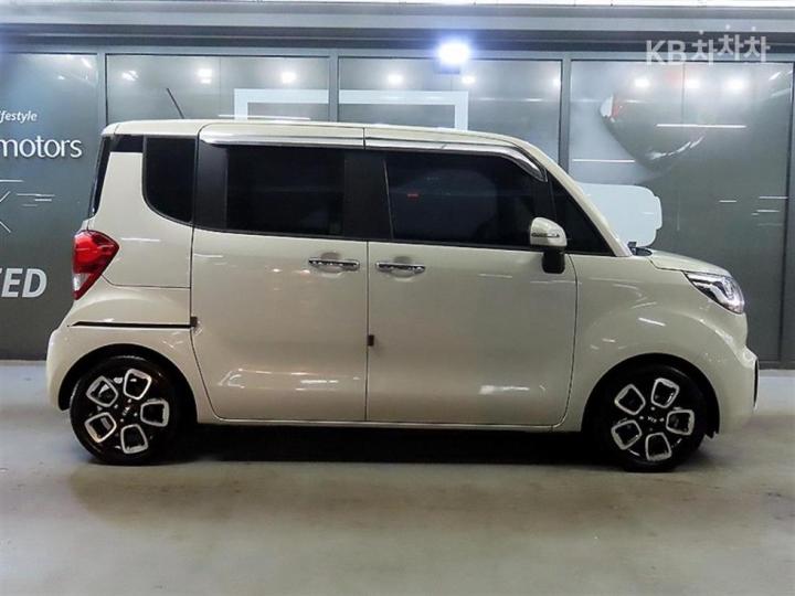 Kia Ray 1.0 Gasoline Prestige 4